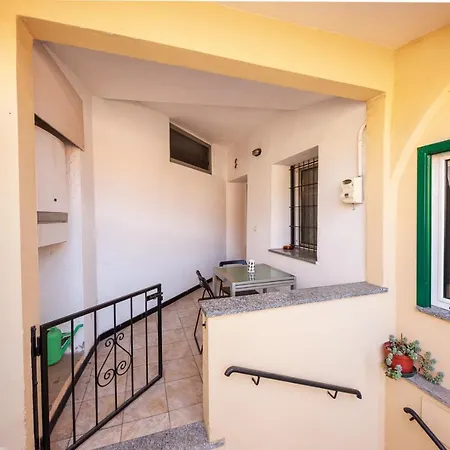Casaviva - Piazza Mameli 26 Imperia *