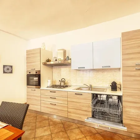 Apartamento Casaviva - Piazza Mameli 26 Imperia *
